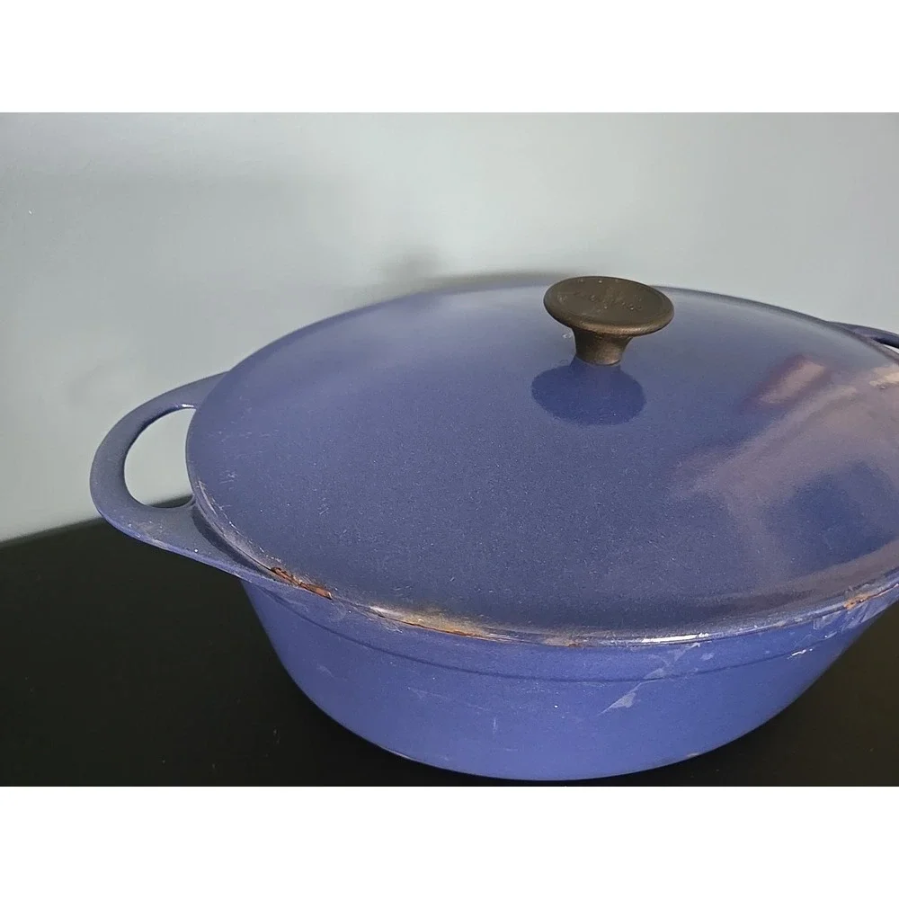 Vtg Cousance / Le Creuset France Blue Enameled Cast Iron Dutch Oven‎ #28 W/Lid